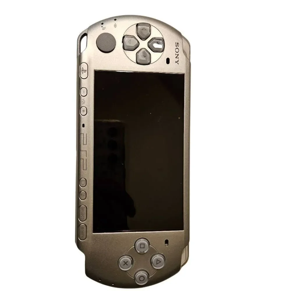 Bundle Sony PSP 3000 Ratchet & Clank Limited Edition.